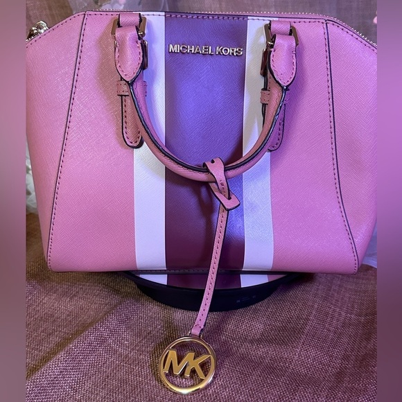 Michael Kors NWOT Large Satchel with D Rings - Picture 1 of 13